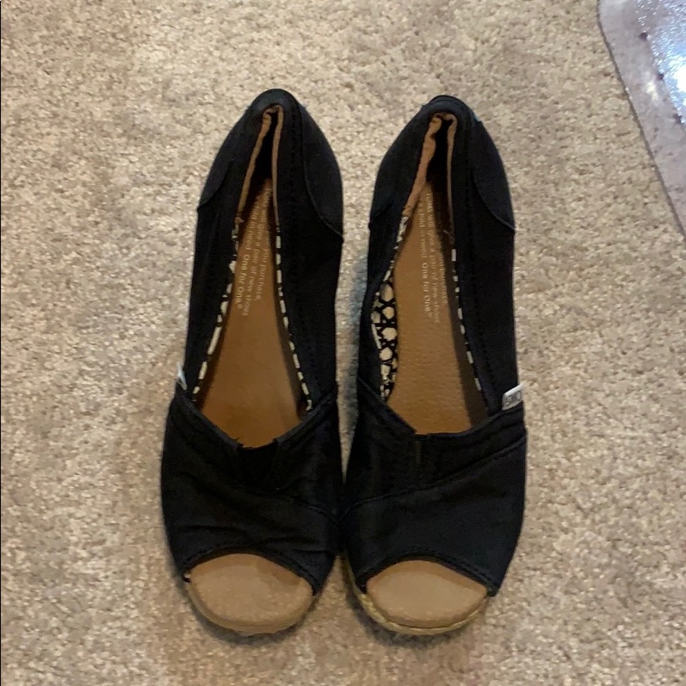 Toms Black Wedge - Size W6